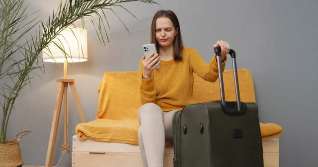 Jak znaleźć tani nocleg i zaoszczędzić na podróży bez stresu